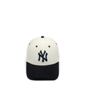 9FORTY WOOL VISOR NEW YORK YANKEES ADJUSTABLE CAP