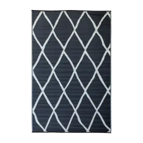 Elements Black Rug in PP *ONLY FLOORSTOCK LEFT - 180 x 270 cm